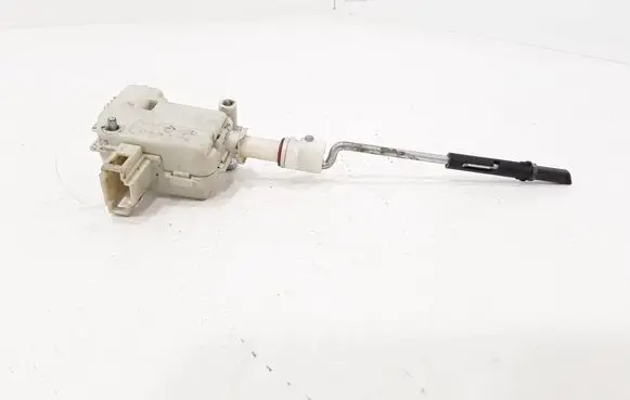 Fuel tank cap lock motor