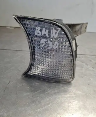 BMW 5 E34 Front indicator light 084441501