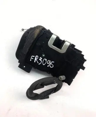 KIA Sportage Rear door lock 813203U010