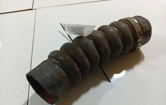 Opel Antara Air intake hose/pipe