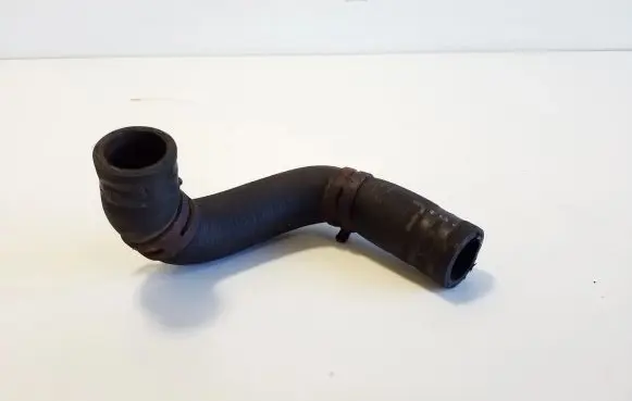 Audi Q3 8U Engine coolant pipe/hose