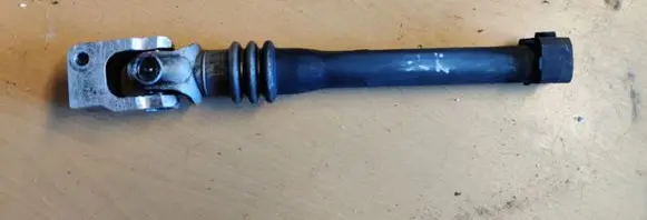 Mercedes-Benz GLK (X204) Steering column universal joint