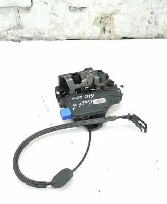 Volkswagen Golf VI Rear door lock 7L0839016D