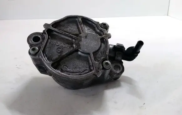Peugeot 407 Vacuum pump D1562A