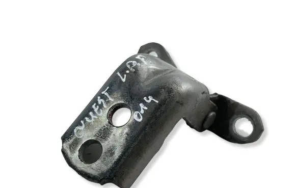 Nissan Quest Front door lower hinge 