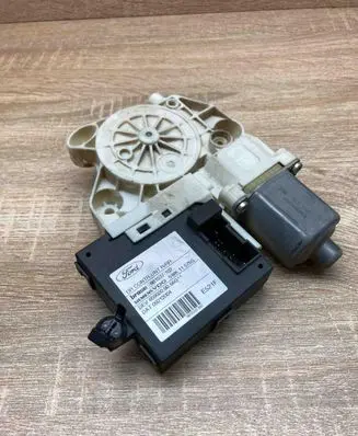 Ford Focus Rear door window regulator motor 981537102 5WK11575G