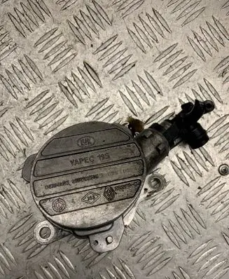 Renault Espace - Grand espace IV Vacuum pump 8200102535B