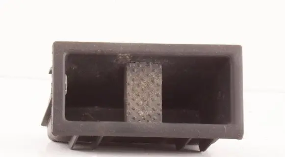 Alfa Romeo 147 Ashtray (front) LS325973