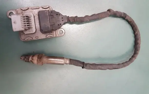 Opel Insignia A Lambda probe sensor 55500320