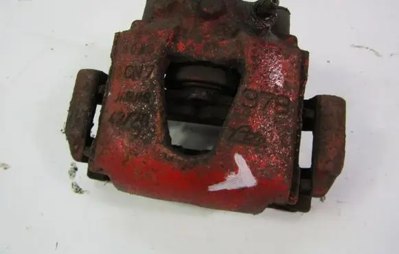 Jaguar XJ X308 Rear brake caliper 