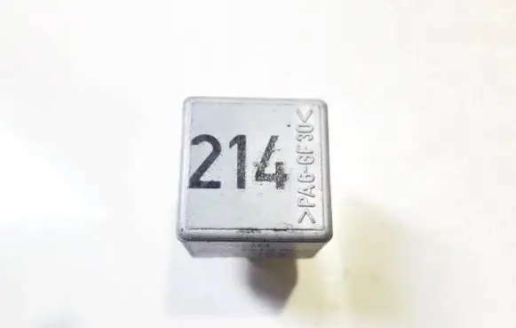 Audi A4 S4 B5 8D Other relay 899512000