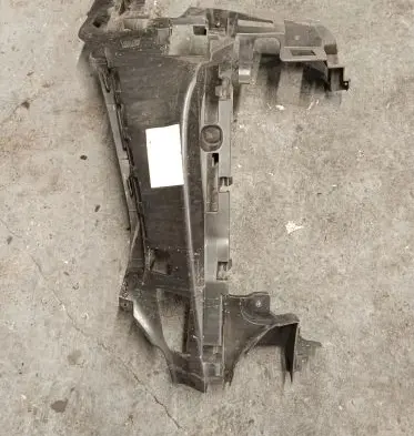Mercedes-Benz E W213 Front bumper mounting bracket A2138852300