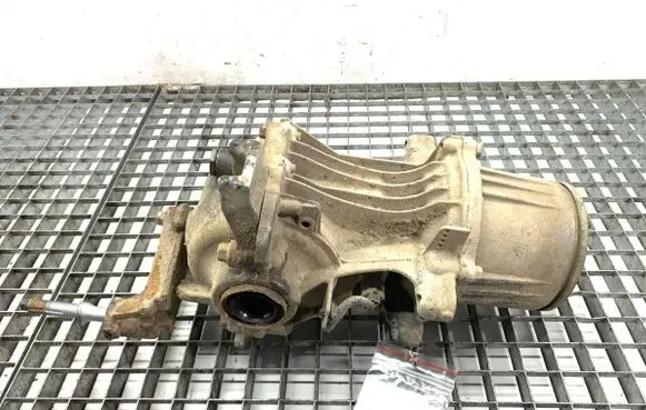 Mazda CX-9 Rear differential 