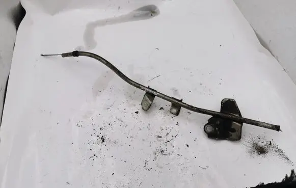 Toyota Avensis T250 Oil level dip stick NOCODE