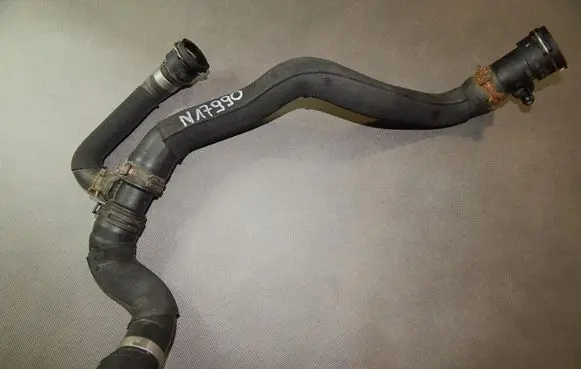 Audi A4 S4 B8 8K Engine coolant pipe/hose 8K0122293F