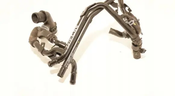 Volkswagen Golf VIII Engine coolant pipe/hose 04L122157BH