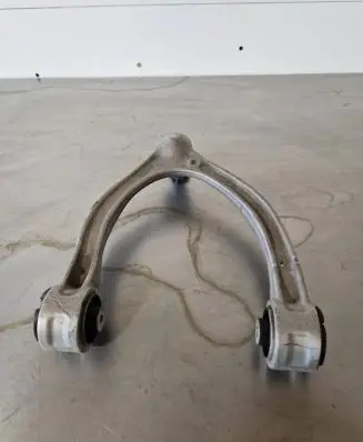 Mercedes-Benz GLC C253 Front upper control arm/wishbone 