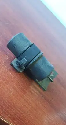 Vacuum air tank