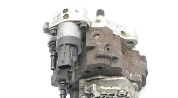Renault Espace - Grand espace IV Fuel injection high pressure pump 8200170377