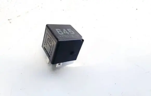 Skoda Fabia Mk2 (5J) Other relay 4h0951253a 645