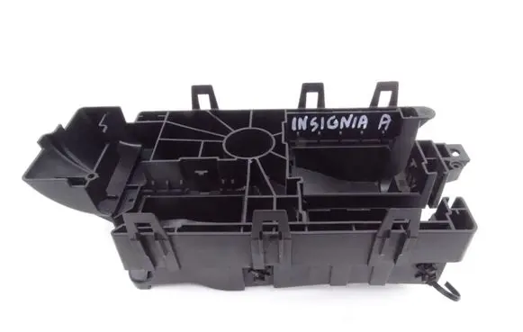Opel Insignia A Fuse box cover 13253551