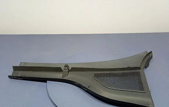 Skoda Octavia 985 Wiper trim 5E3819415