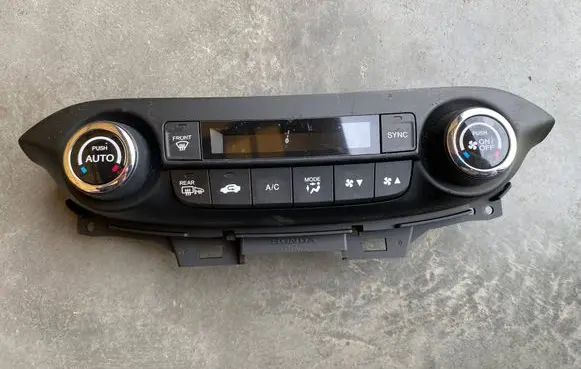 Honda CR-V Climate control unit 79600T1GE6 CC15A