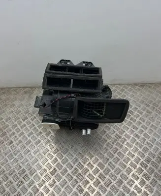 Renault Arkana Interior heater climate box assembly housing 272106935R 011942301 L0112347