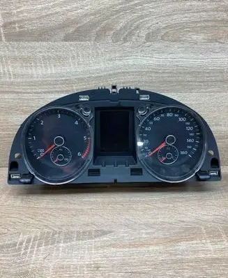 Volkswagen PASSAT B7 Speedometer (instrument cluster) 3AA920971A A2C53219792 MPH