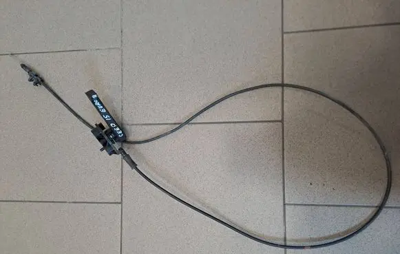 Engine bonnet/hood lock release cable