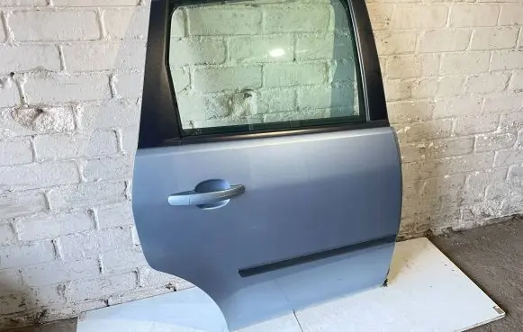 Ford Focus C-MAX Rear door