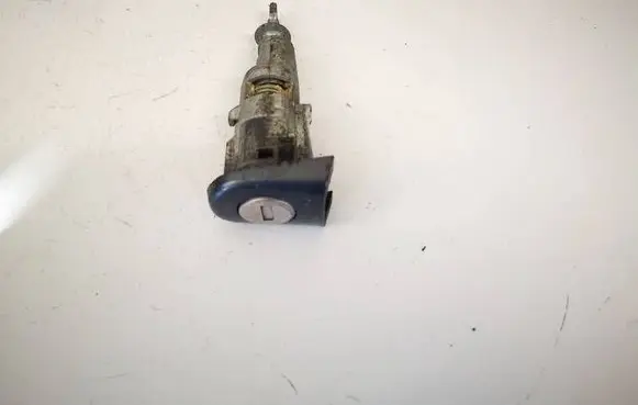 Skoda Roomster (5J) Front door lock (next to the handle) 5j0837167