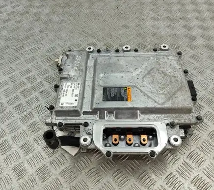 Hyundai Kona I Voltage converter inverter 366010E271