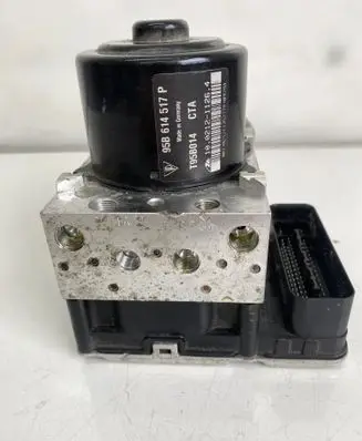 Porsche Macan (95B) ABS Pump 95B614517P