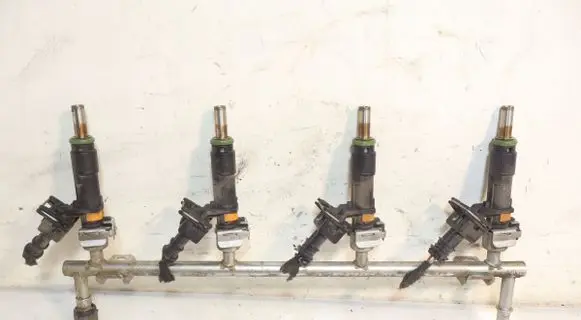 Fuel main line pipe