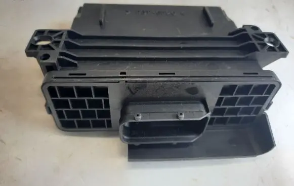 Audi A6 S6 C6 4F Power management control unit 4F0907280A