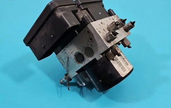 Jeep Grand Cherokee (WK) ABS Pump P52124492AC IMPRK1453221