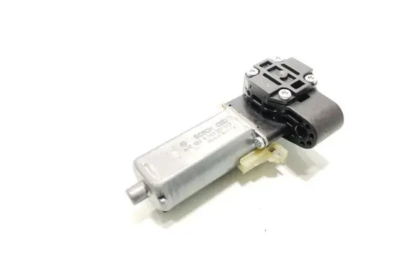 Jaguar XF Steering column adjust motor 0390201947