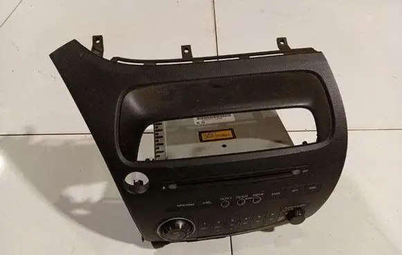 Honda Civic Radio/CD/DVD/GPS head unit 39100SMGG016M1