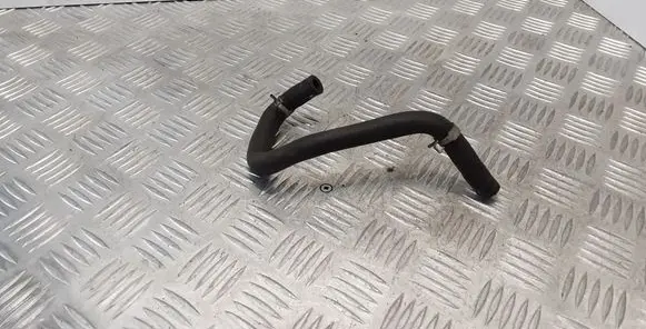 Nissan Patrol Y61 Engine coolant pipe/hose