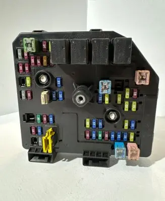 Opel Antara Fuse module 95142064 2064U