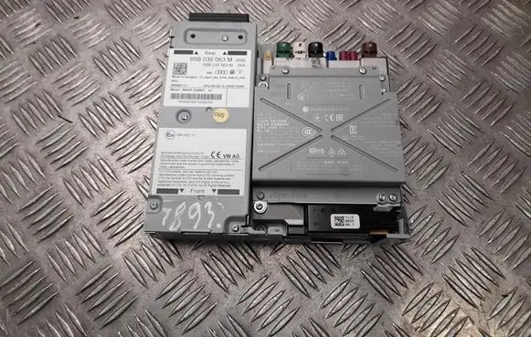 Porsche Macan (95B) GPS navigation control unit/module 95B035063M