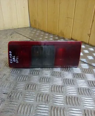 Opel Combo C Rear/tail lights E95302