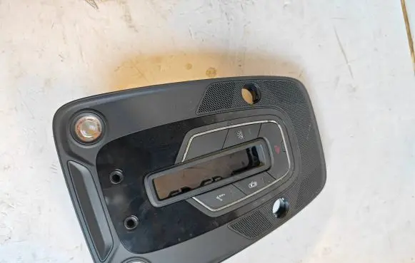 Audi e-tron Front seat light 4K0947135L C00100788