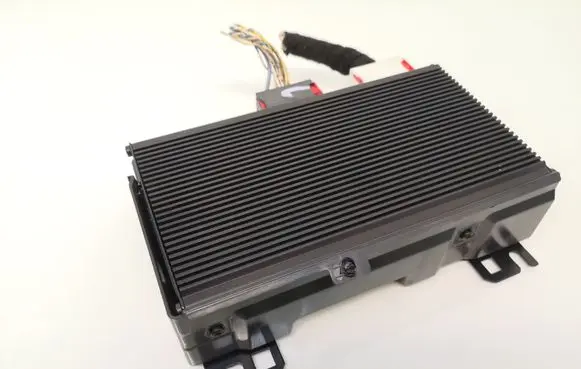 Sound amplifier