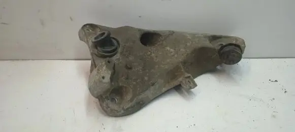 BMW X5 F15 Engine mounting bracket 6859785