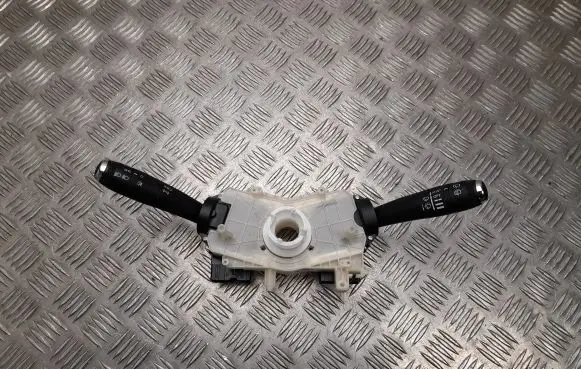 Dacia Spring Wiper turn signal indicator stalk/switch 255675847R
