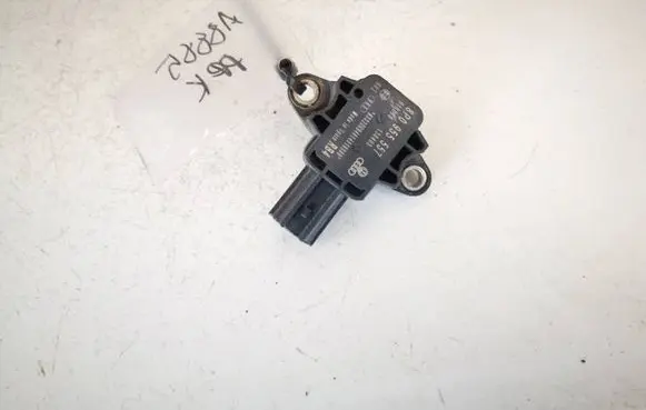 Audi A3 S3 8P Airbag deployment crash/impact sensor 8p0955557