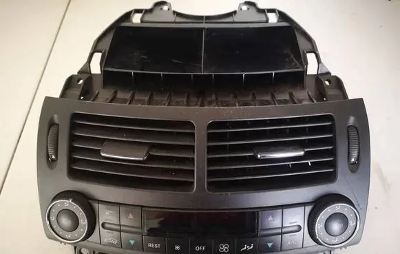 Mercedes-Benz E W211 Climate control unit 2118302590 00020208