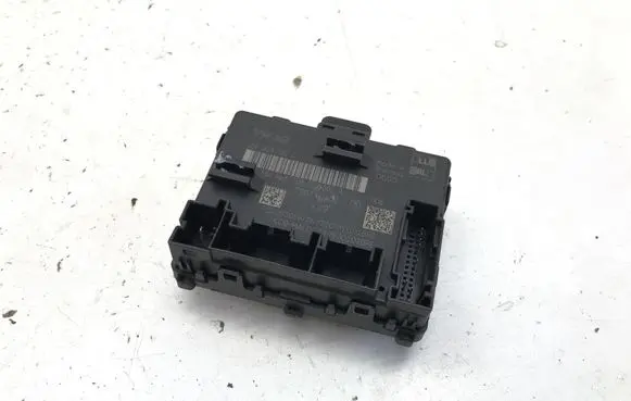 Skoda Enyaq iV Door control unit/module 1EB959592C 1EB959592A